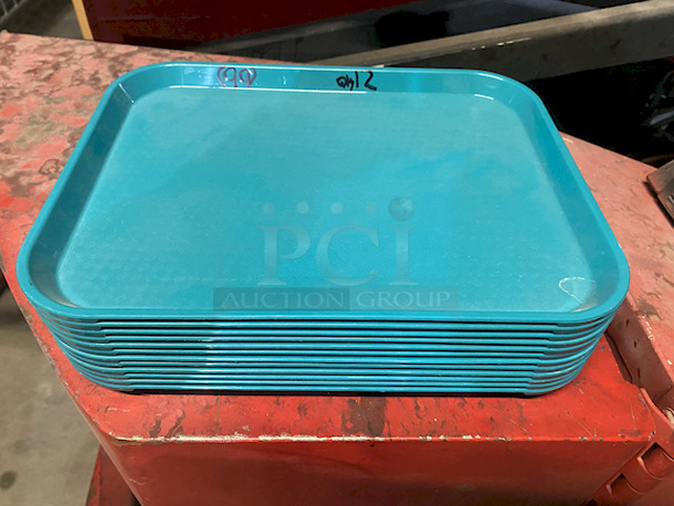 STACK OF 12 NEW Cambro 1014FF 10" x 14" Green Customizable Fast Food Trays. 
12x Your Bid