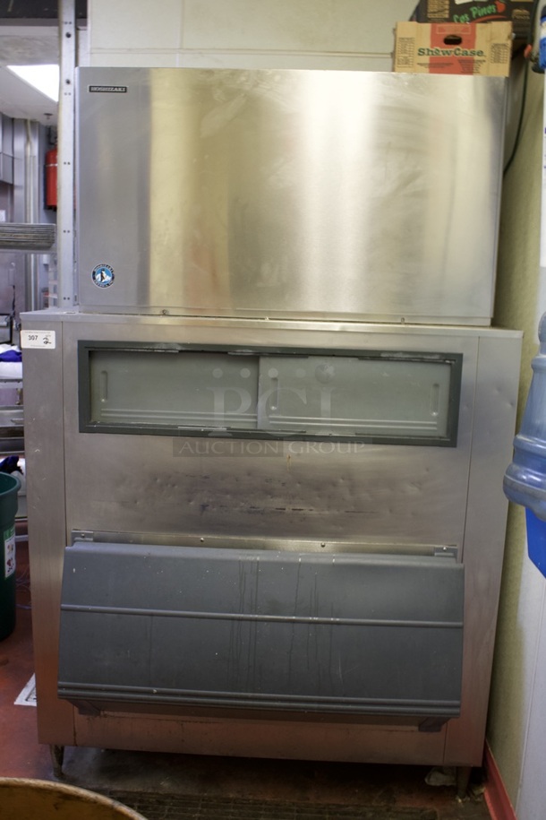 Hoshizaki KM-1301SRH3 Crescent Cuber Icemaker, Air-Cooled, 3 Phase, 208-230v 60hz Produces Up to 1339 lbs of ice produced per 24 hours + Scotsman Bin. Includes Ice Shovel and Ice bins. 2x Your Bid