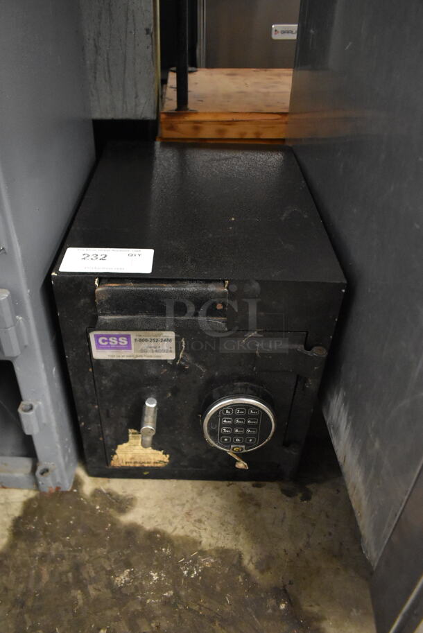 Corporate Safe Specialists Black Metal Single Compartment Safe. Does Not Come w/ Combination. 