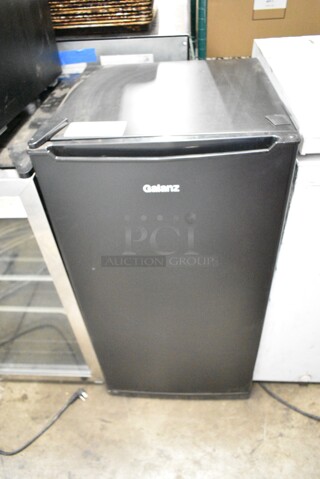 Galanz GLR33MBKE23 Mini Cooler. 115 Volts, 1 Phase. Cannot Test Due To Cut Cord