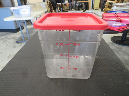 8 Quart Food Storage Container With Lid. 2XBID