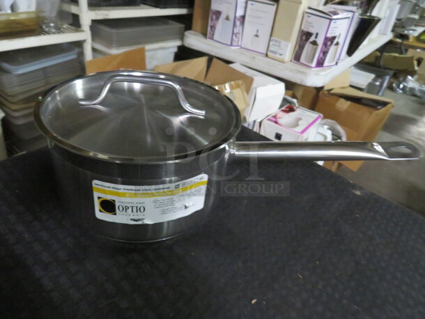One NEW Vollrath Optio 1-3/4 Quart Stainless Steel Saute Pan With Lid. - Item #1117586