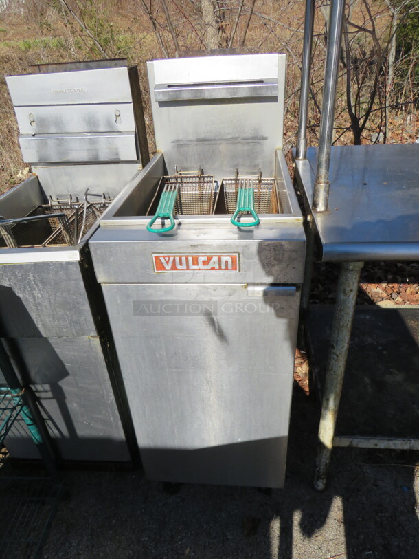 One Vulcan Natural Gas Deep Fryer With 2 Baskets. Working When Removed. 15.5X30X48