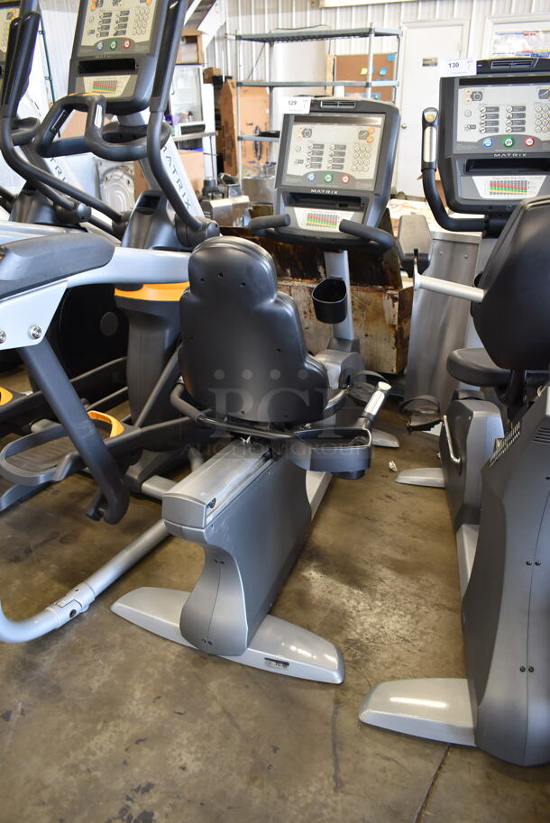 Matrix R-3x/5x/7x Commercial Floor Style Stationary Exercise Bicycle. 100-240 Volts, 1 Phase. Tested and Working!