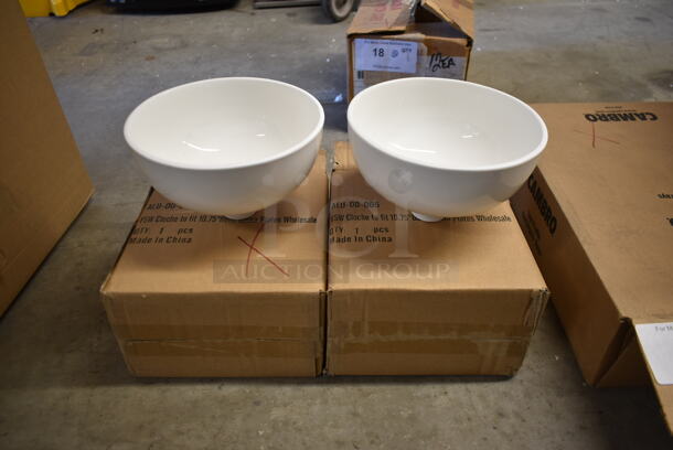 2 BRAND NEW IN BOX! ALU-00-065 ALU-00-065 White Cloche Covers to fit 10.75" Plates. 2 Times Your Bid!