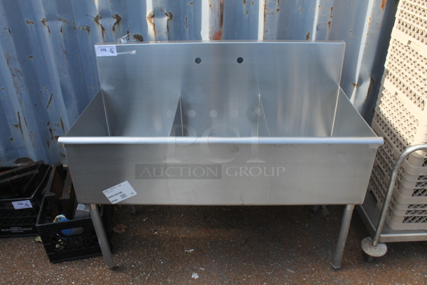 BRAND NEW SCRATCH AND DENT! Stainless Steel Commercial 3 Bay Sink. Bays 16x21