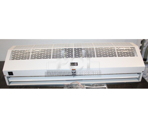 BRAND NEW IN BOX! Lavex Industrial 687FM1509SS 36" White Metal Air Curtain with Plunger Door Switch. 36x10x8.5. Tested and Working!