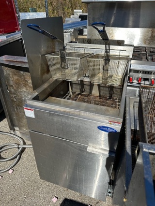 One Cook Rite Natural Gas 75lb Floor Fryer With 2 Baskets On Casters. Model# ATFS-75. 21X31X43