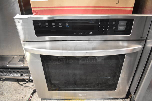 LG LWS3063ST/02 Stainless Steel Wall Convection Oven. 120/208-240 Volts, 1 Phase. 