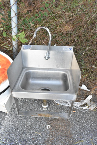 Stainless Steel Single Bay Sink w/ Faucet. 