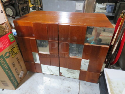 One 2 Door Wooden Cabinet With 1 Shelf. 