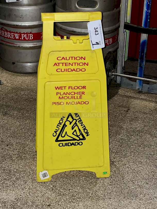 COLLAPSIBLE! Folding Wet Floor Sign!