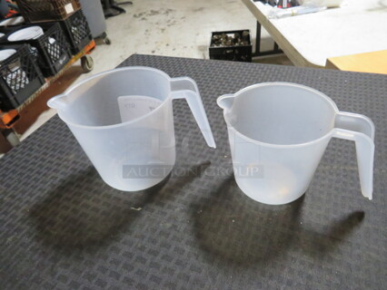 Assorted Size Poly Measuring Cup. 2XBID