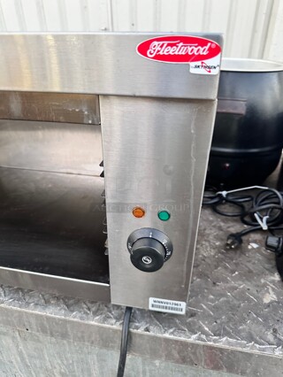 Skyfood ESCM 24" Radiant Element Electric Cheese Melter, 110/1v Tested and Working