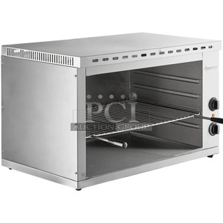 BRAND NEW IN BOX! Avantco 177CHSME32M Stainless Steel Commercial Countertop Electric Powered 32" Cheese Melter. 208/240 Volts.