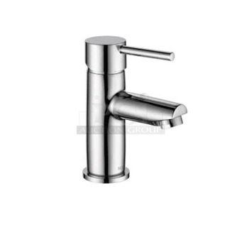 BRAND NEW SCRATCH AND DENT! 26A559LFPP Delta Faucet 559LF-PP 1.2 GPM Deck-Mount Chrome Finish Lavatory Faucet with Lever Handle and Pop-Up Drain