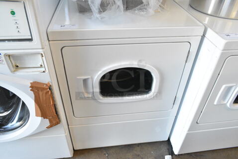 BRAND NEW SCRATCH AND DENT! Alliance LTEE5ASP155TW01 Metal Commercial Front Load Dryer. 120-208/240 Volts, 1 Phase. 