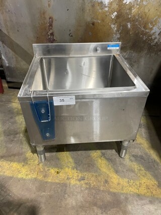 Like New!  BK Resources All Stainless Steel Commercial Under The Counter Ice Bin! Model BKIB-2412-21S! 