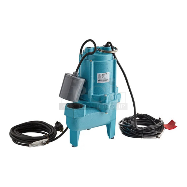 BRAND NEW SCRATCH AND DENT! Little Giant 9SC-CIA-RF 509412 1 1/2" Automatic Sewage Pump with Piggyback Mechanical Float Switch. 115 Volts, 1 Phase. 
