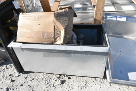 BRAND NEW SCRATCH AND DENT! Stainless Steel Ice Bin Drop In. 