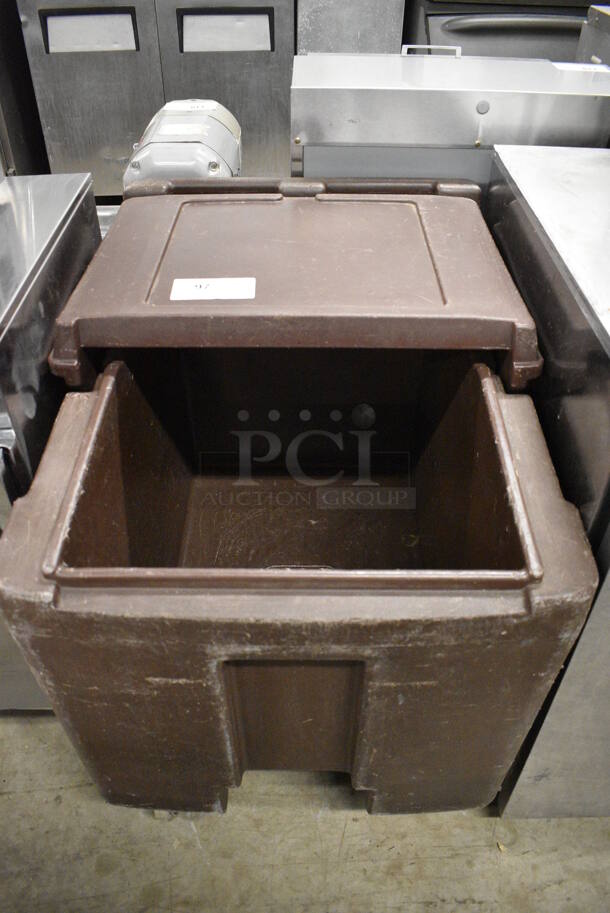 Brown Poly Insulated Portable Ice Bin on Commercial Casters. Missing Lid. 23x32x28
