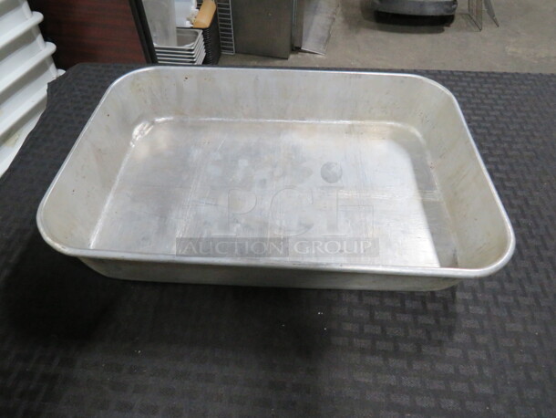 One Lot Of 3 Baking Pans. 13.5X9.5X2 - Item #1126852