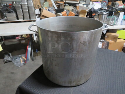 One 32 Quart Aluminum Stock Pot. #ALST-32