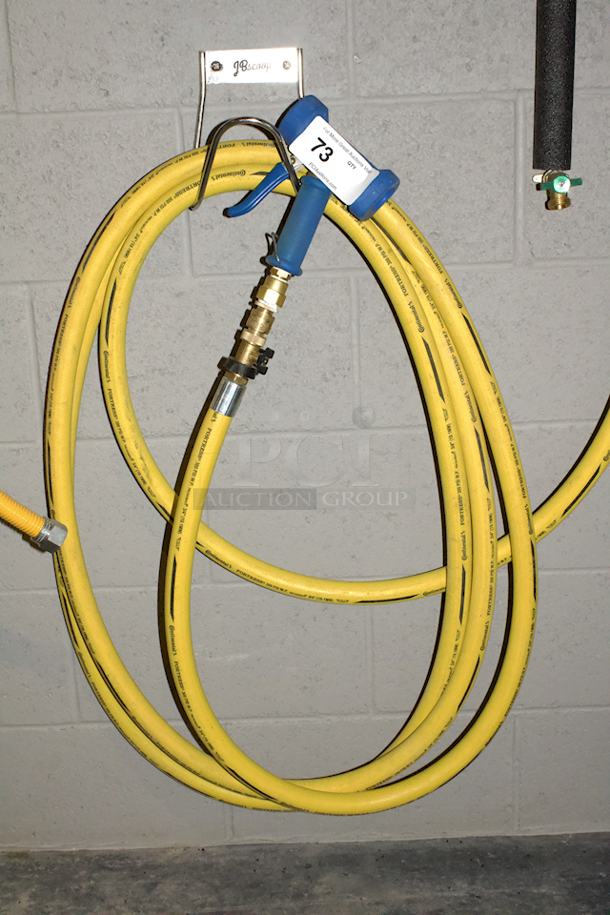 NEW! TOP OF THE LINE!! Continental ContiTech Fortress 300 Microban (antimicrobial) 3/4 in. Food Washdown Hose, Yellow, With NPT Ends & Continental Dinga Water-Saving Gun, 363 psi, 32 - 203 deg F.