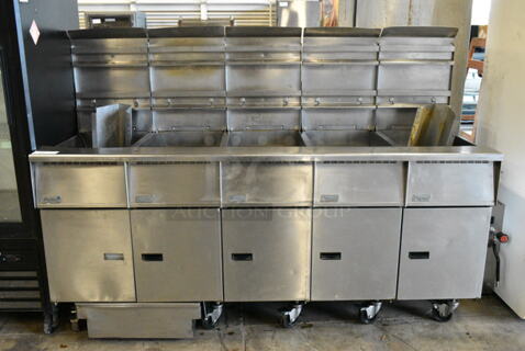 Pitco Frialator SGH50 Stainless Steel Commercial Floor Style Natural Gas Powered Deep Fat Fryer on Commercial Casters. 80,000 BTU. 