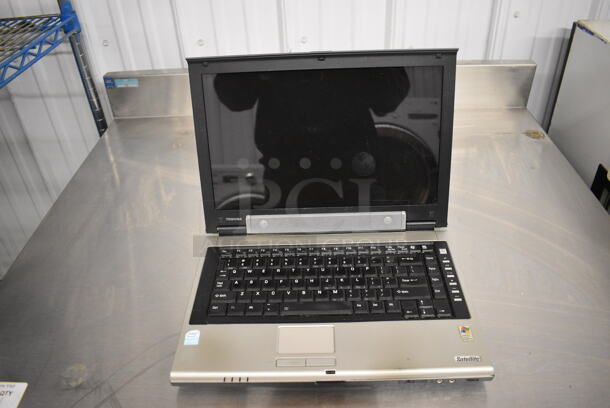 Toshiba 14" Laptop