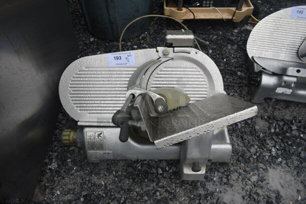Hobart 2612 Stainless Steel Commercial Countertop Meat Slicer w/ Blade Sharpener. 120 Volts, 1 Phase. Tested and Working!