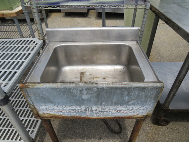 One Under Counter Stainless Steel Ice Well. 24X19X32