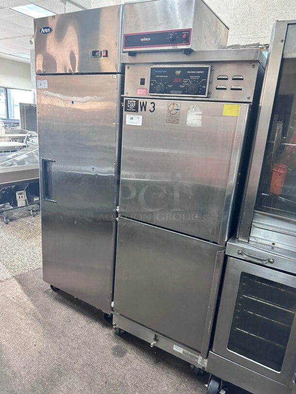 Late Model! Winston HOV5-14UV CVAP 22cf Electric Holding Cabinet Full Size w/ Fan Electric Control. Adjustable Universal Rack Supports 220 Volt 1 Phase Tested and Working!