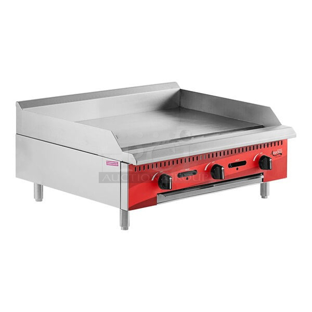 BRAND NEW SCRATCH & DENT! Avantco Chef Series CAG-36-MG 36" Countertop Gas Griddle with Manual Controls - 90,000 BTU. 36 x 30 1/2	x 16 13/16