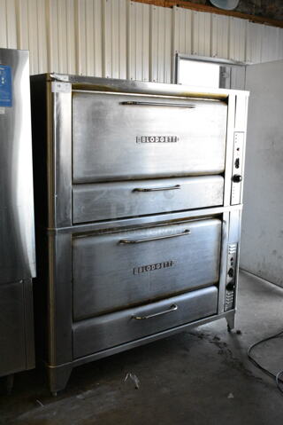 2 Blodgett 966 Stainless Steel Commercial Natural Gas Powered Single Deck Pizza Oven. 50,000 BTU. 2 Times Your Bid!