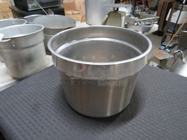 One Vollrath SS 11 Quart Inset. #78204