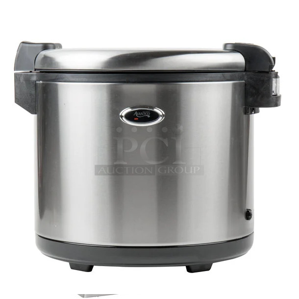 BRAND NEW SCRATCH AND DENT! 2023 Avantco 177RW90 Stainless Steel Commercial Countertop Electric Rice Cooker. 120 Volts, 1 Phase. Tested and Working!