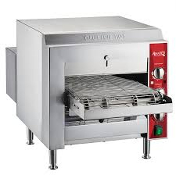 BRAND NEW SCRATCH AND DENT! Avantco 177CNVYOV10B Stainless Steel Commercial Countertop Conveyor Oven. 208 Volts, 1 Phase. 