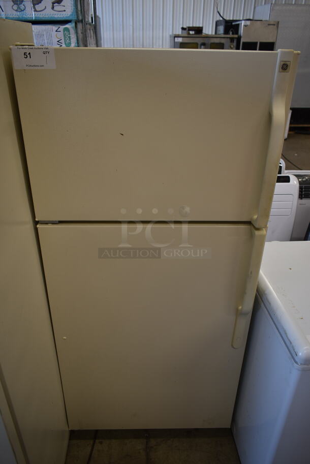 General Electric GE TBX14SABNLAA Metal Cooler Freezer Combo. 115 Volts, 1 Phase. Tested and Working!