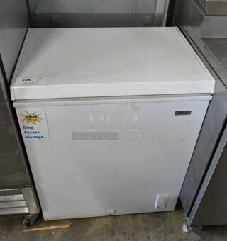 Idylis IF50CM23NW Metal Chest Freezer. 115 Volts, 1 Phase. Tested and Working!