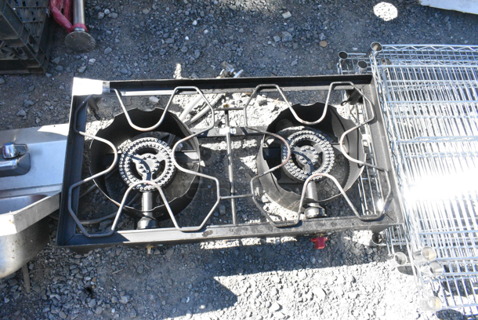 Gas One Metal Propane Gas Powered 2 Burner Range. 