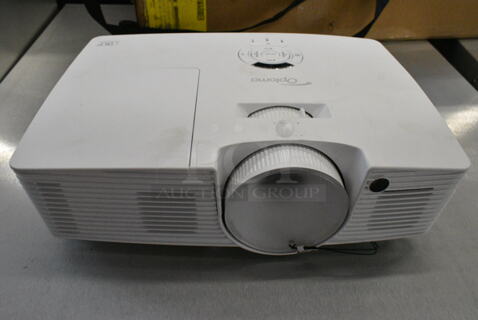 Optoma DLP Projection Display in Case. 100-240 Volts, 1 Phase. 