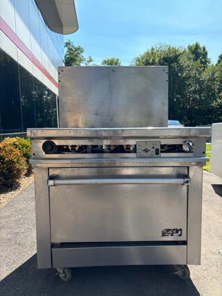 FANTASTIC! Stainless Steel 6 Burner Stove and Convection Oven!
