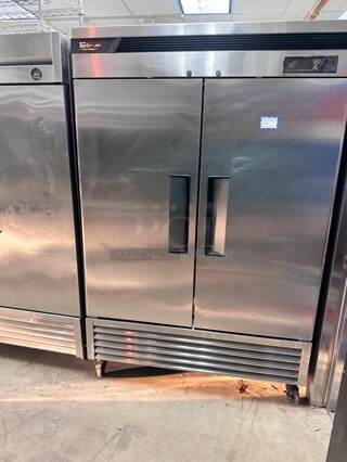 Excellent Condition Turbo Air TSF-49SD 54" Two Section Reach In Freezer, (2) Solid Doors, 115v Tested and Working