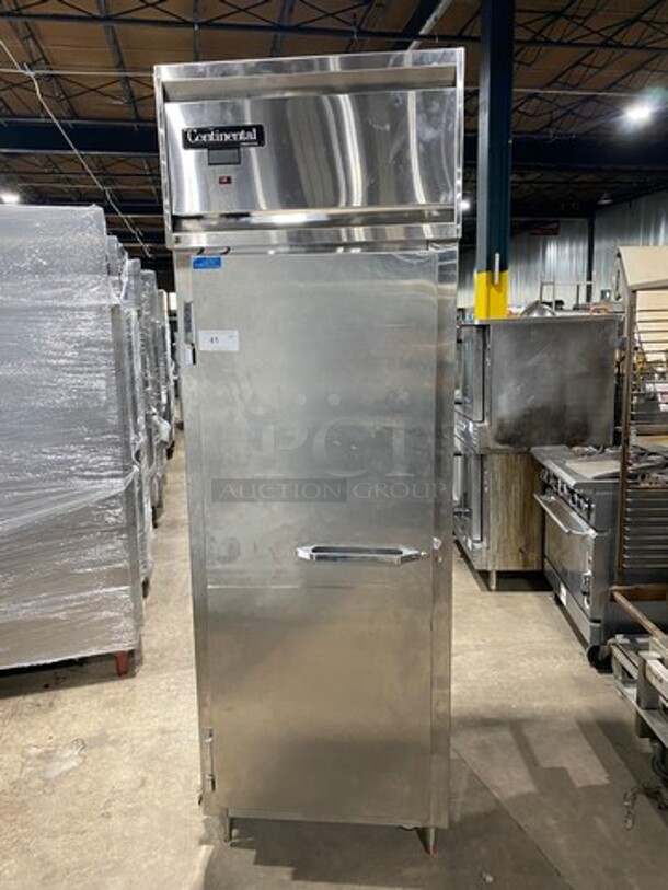 Continental Commercial Single Door Reach In Freezer! All Stainless Steel! On Legs! Model: DL1FESS SN: 14789764 115V 60HZ 1 Phase