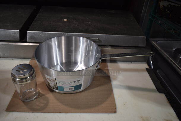 ALL ONE MONEY! Lot of 2 BRAND NEW Item; American Metalcraft 4407 Spice Shaker and Winco ASP-4 Metal Sauce Pan. 