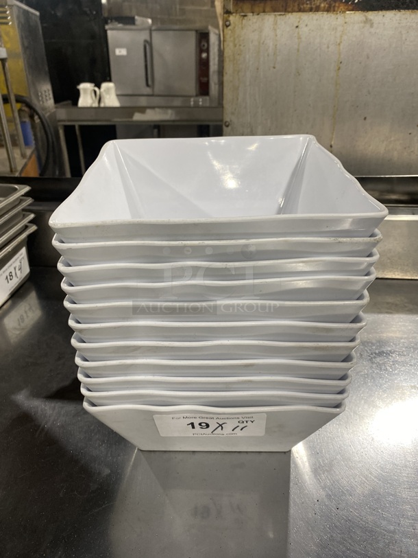 Poly Food Display Bowls! 11X Times Your Bid!