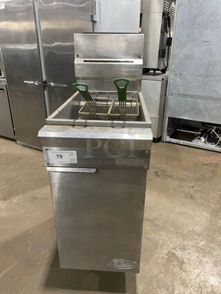 DCS Commercial Floor Style Natural Gas Powered Deep Fat Fryer! With Back Splash! All Stainless Steel! With 2 Frying Baskets! On Legs! Model: DCS-FSF-40N SN: 04C02444A!