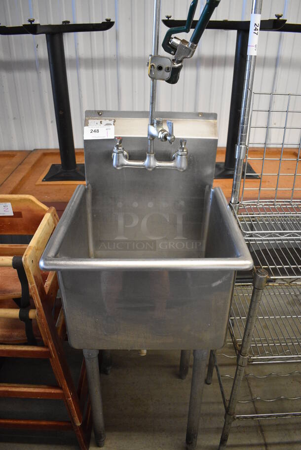 Stainless Steel Commercial Single Bay Sink w/ Handles and Spray Nozzle Attachment. 21x21x47