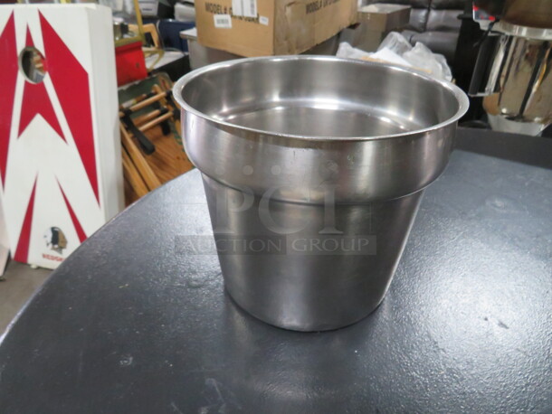 One Stainless Steel Bain Marie. 9X8